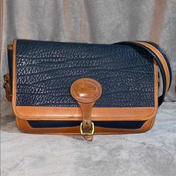 Vintage Dooney and Bourke
Large Surrey Bag R95 - Picture 1 of 16